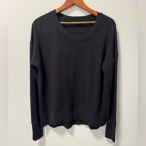 Athleta Coaster Luxe Buttery Soft Women S Black Long Sleeve Pullover Thumb Holes